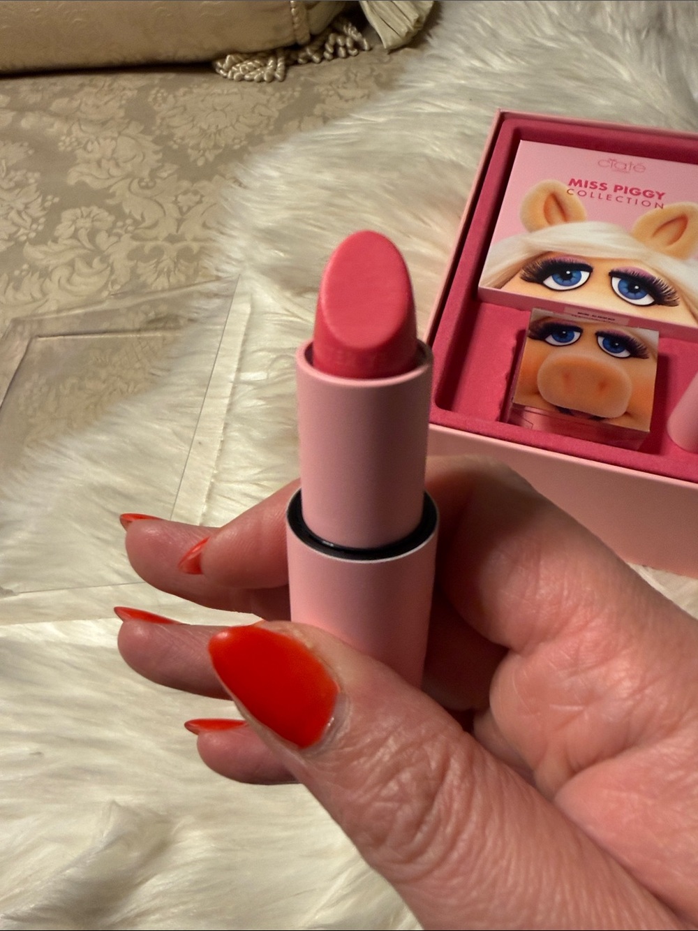 Ciaté NEW Miss Piggy Makeup Set Pink - Picture 7 of 17